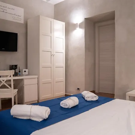 Pirandello Guest house *